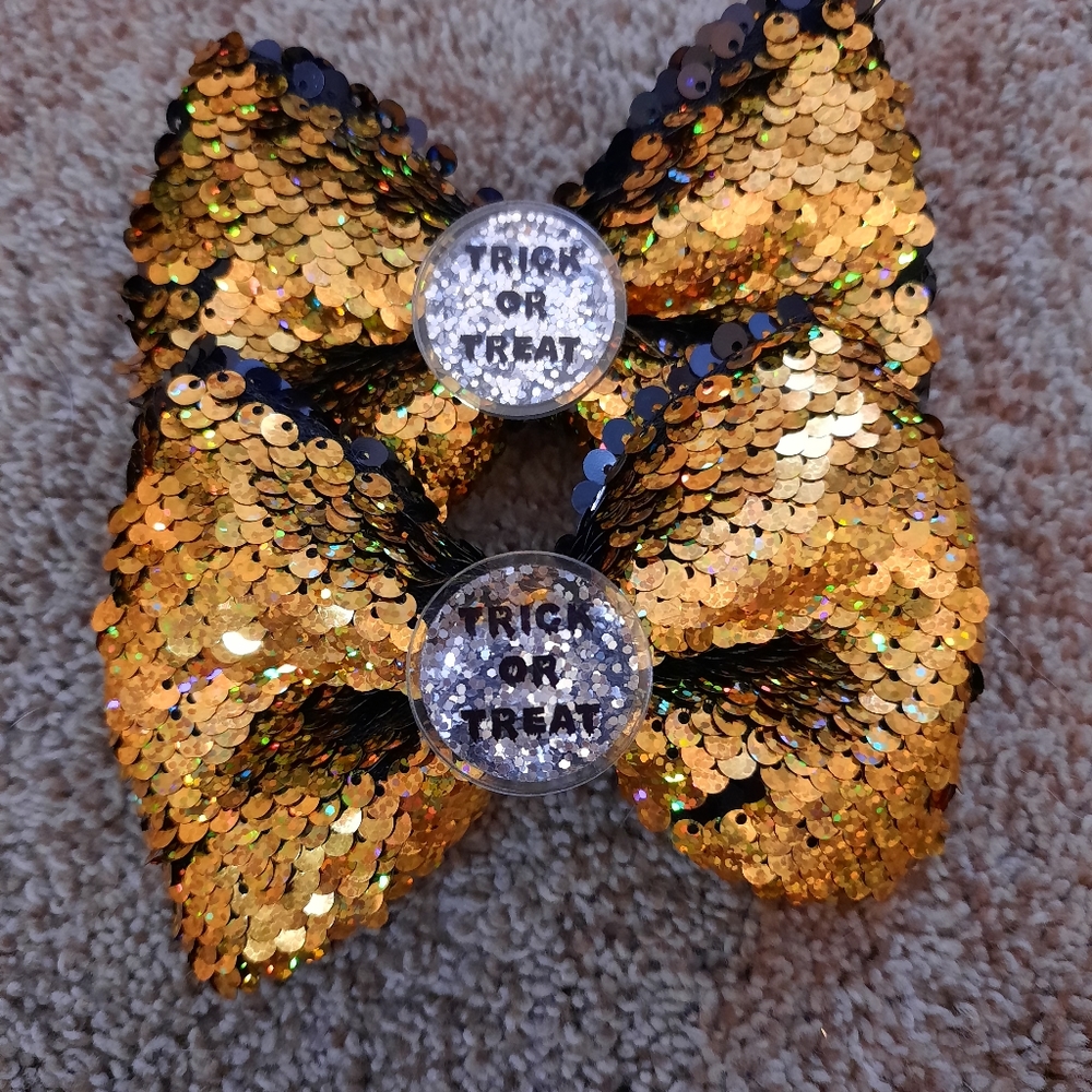 2 Justice reversible sequin Halloween bows!!